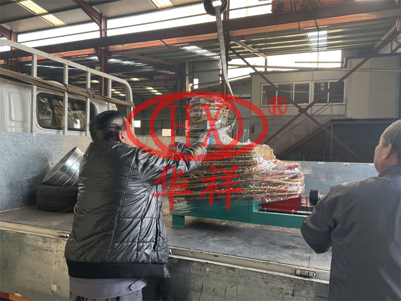 平模飼料顆粒機(jī).jpg
